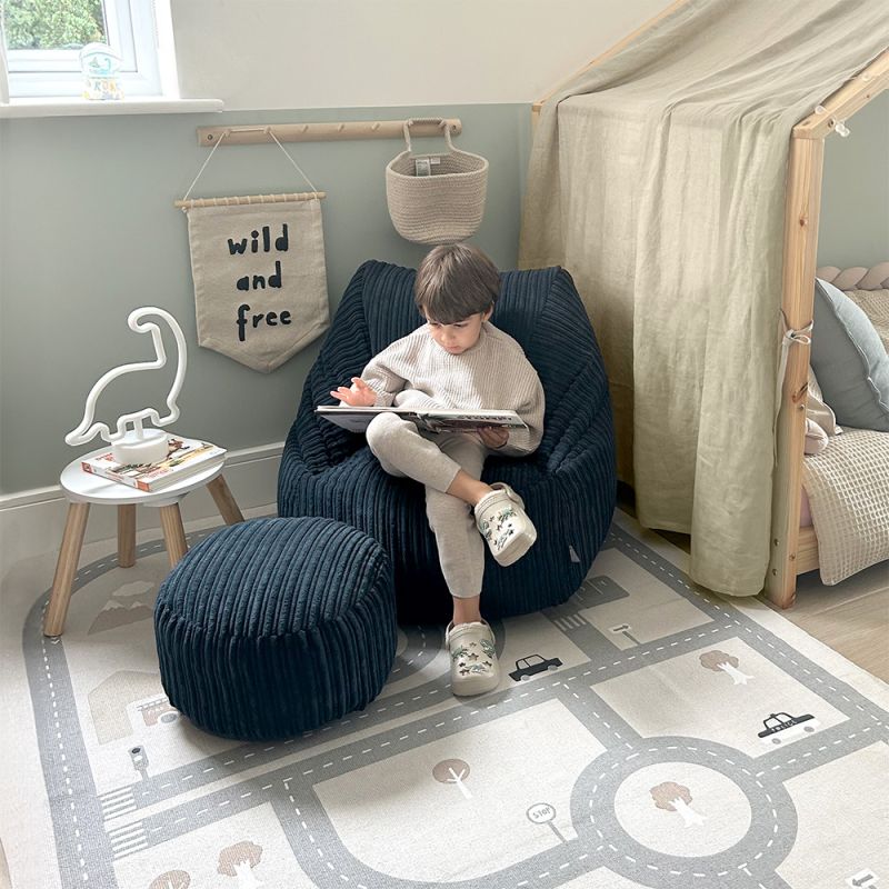 Jumbo Cord Big Kids Snuggle Chair